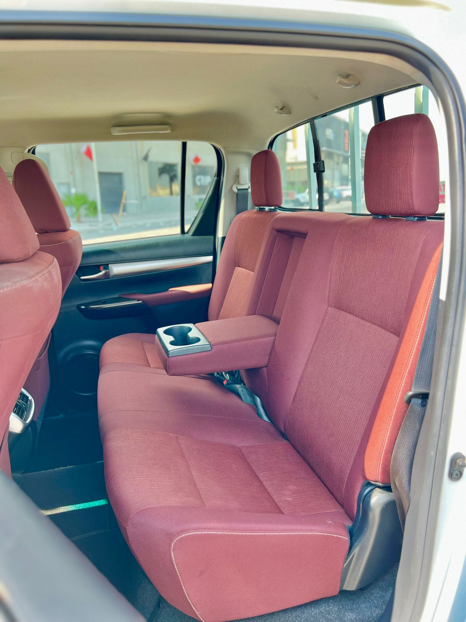 TOYOTA HILUX 2022 WHITE - Image 9