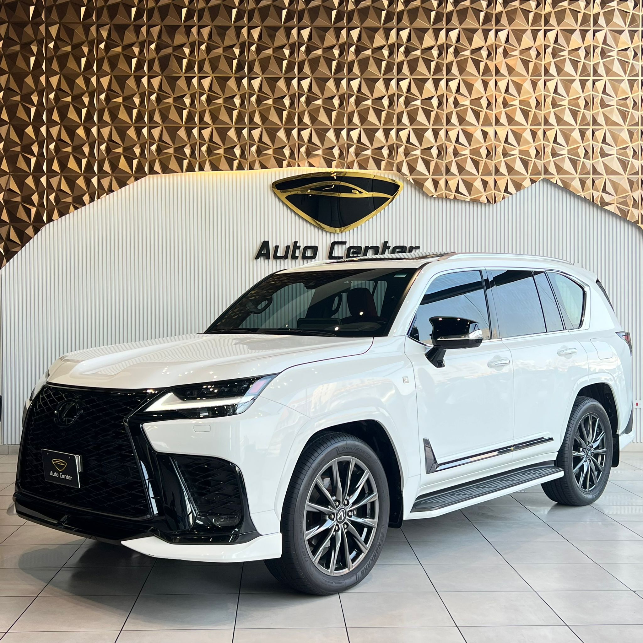 LEXUS LX600 F-SPORT 2024 - Image 3