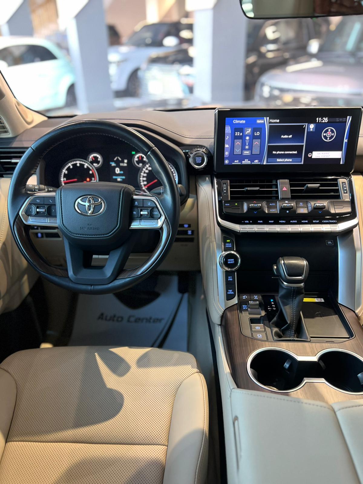 TOYOTA LAND CRUISER GXR TWIN TURBO 70th ANNIVERSARY 2022 - Image 7