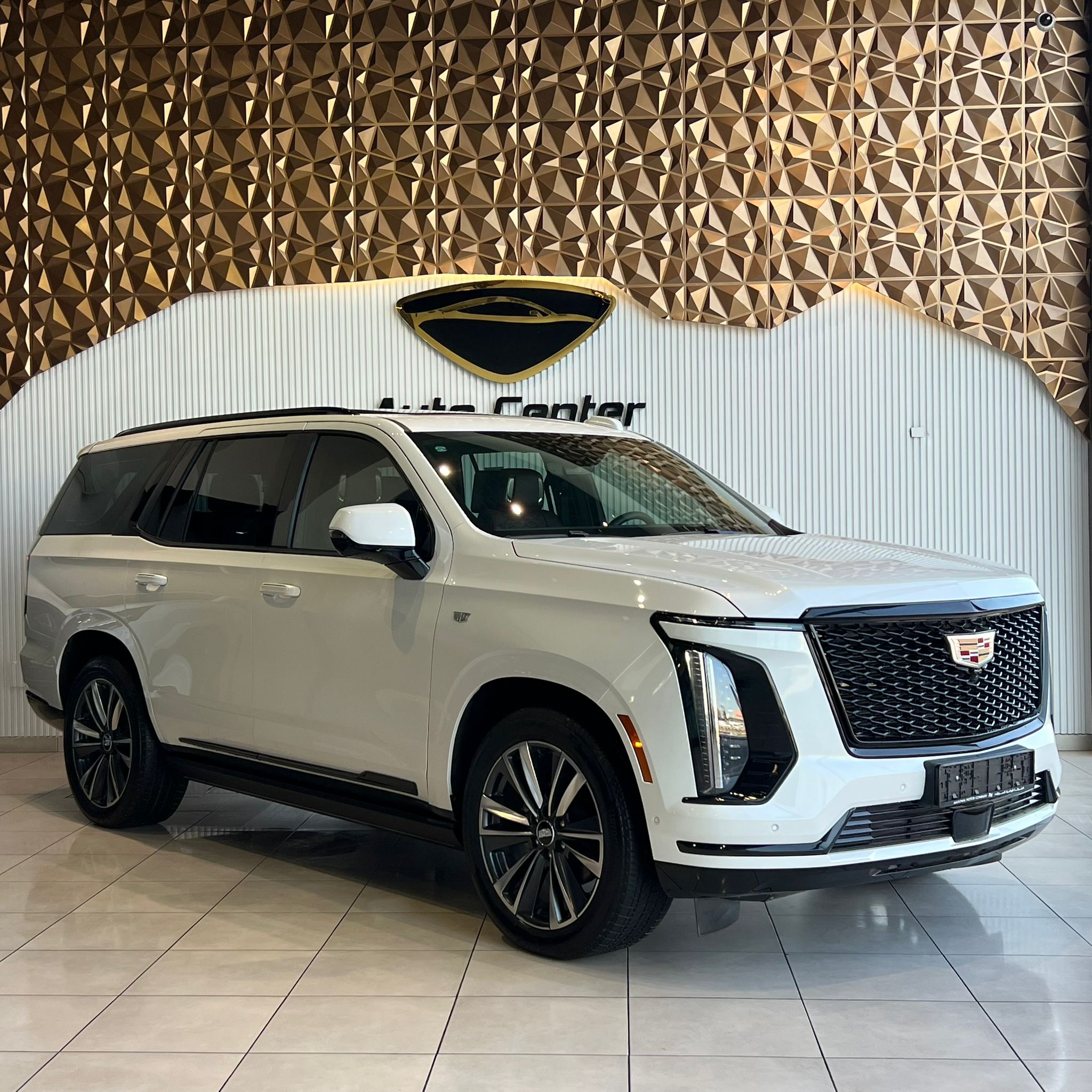 CADILLAC ESCALADE 600 SPORT 2025 - Image 2