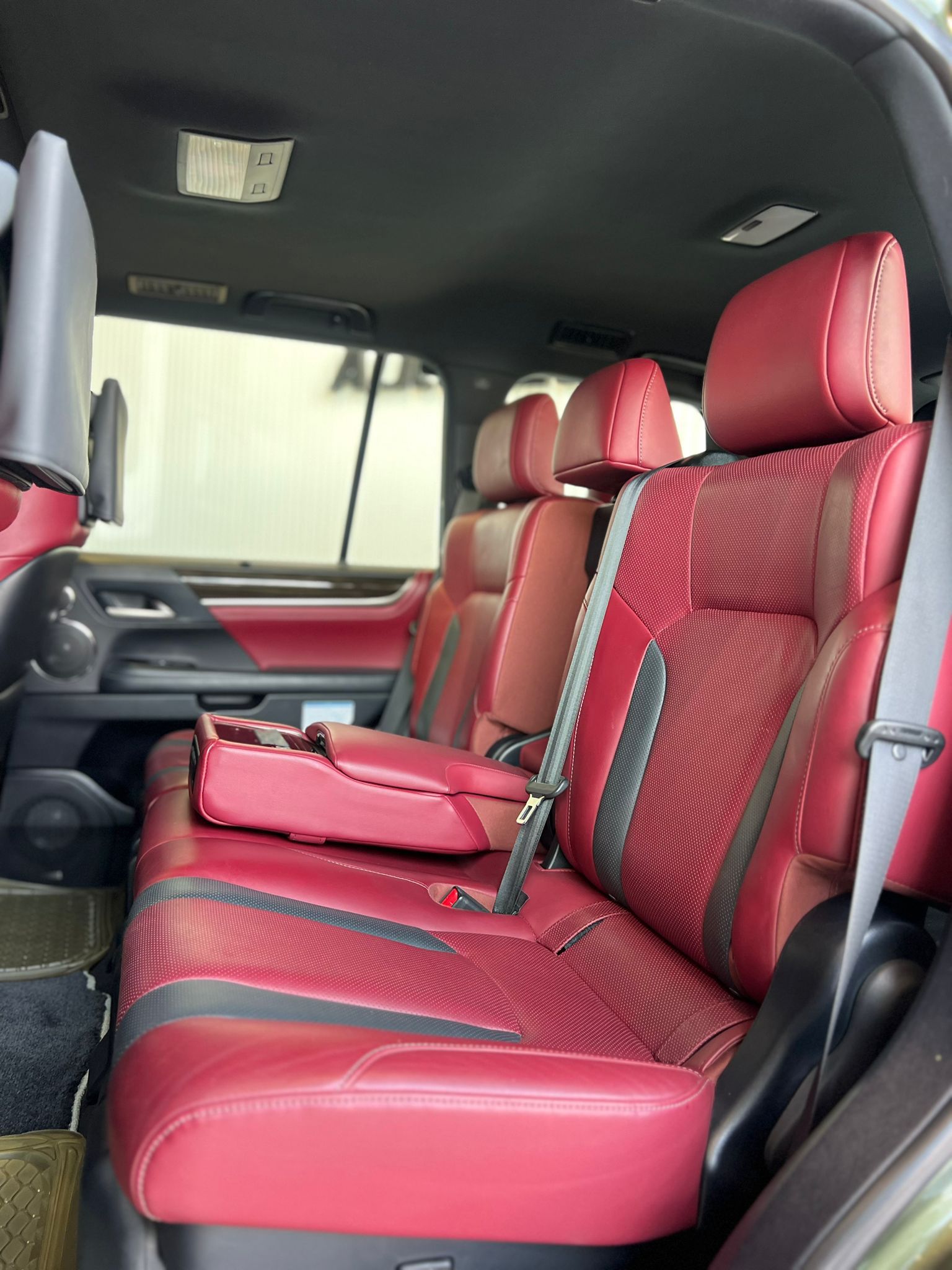 LEXUS LX 570s 2021 - Image 10