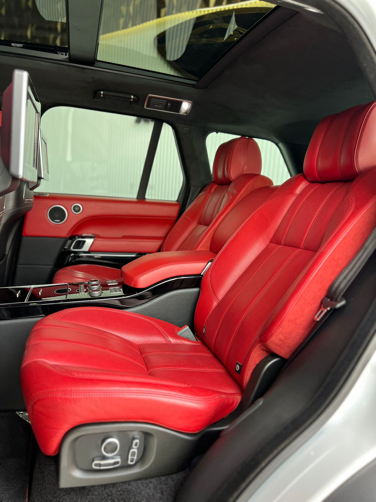 RANGE ROVER VOGUE AUTOBIOGRAPHY V8 VIP 2016 - Image 10
