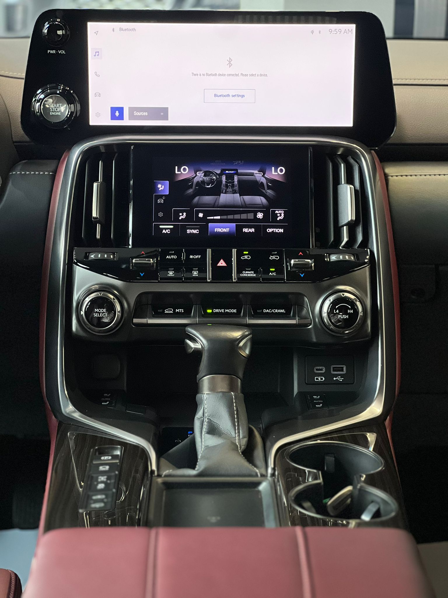 LEXUS LX600 URBAN 2022 - Image 11