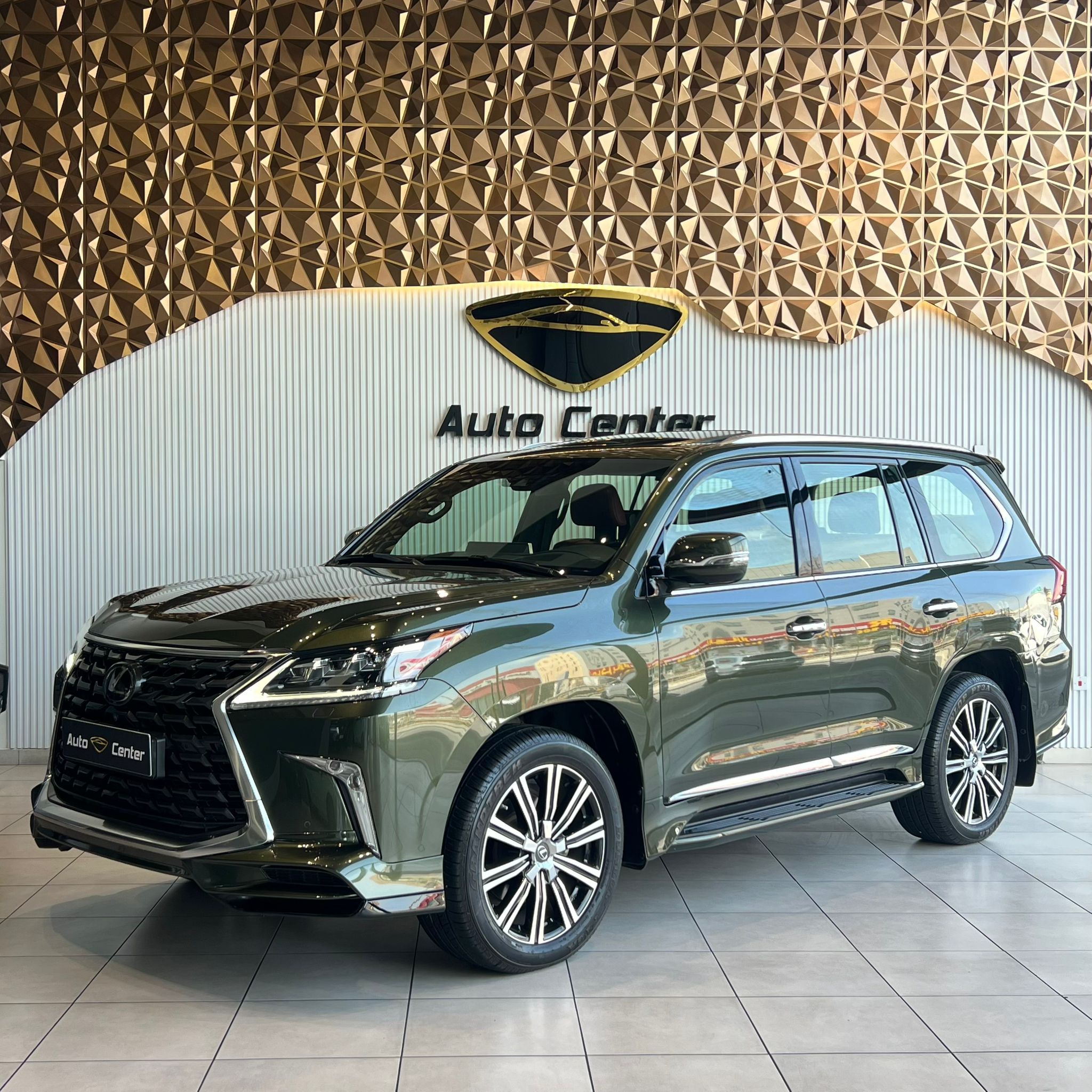 LEXUS LX 570s 2021 - Image 3