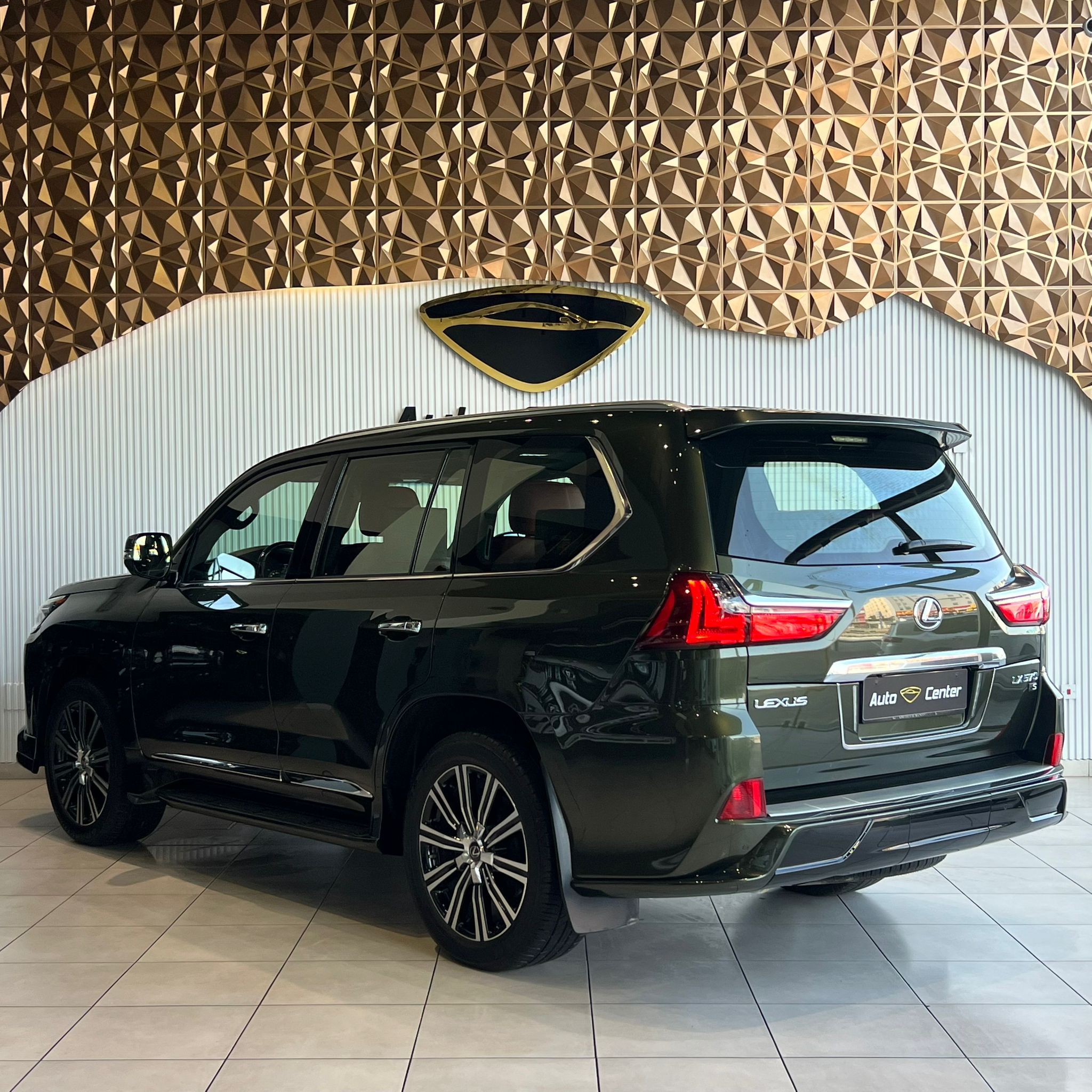 LEXUS LX 570s 2021 - Image 6