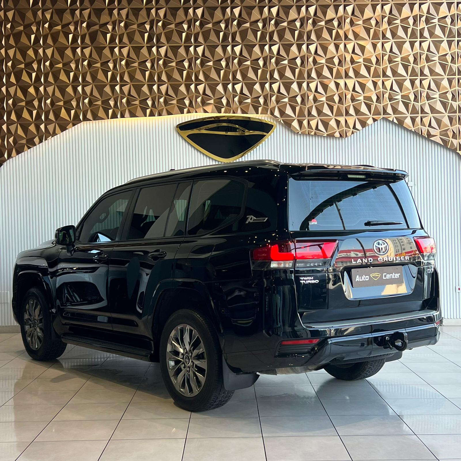 TOYOTA LAND CRUISER GXR TWIN TURBO 70th ANNIVERSARY 2022 - Image 6