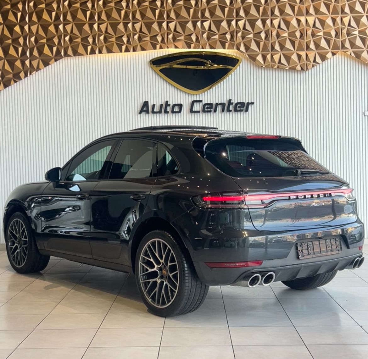 PORSCHE MACAN 2021 GREY - Image 5