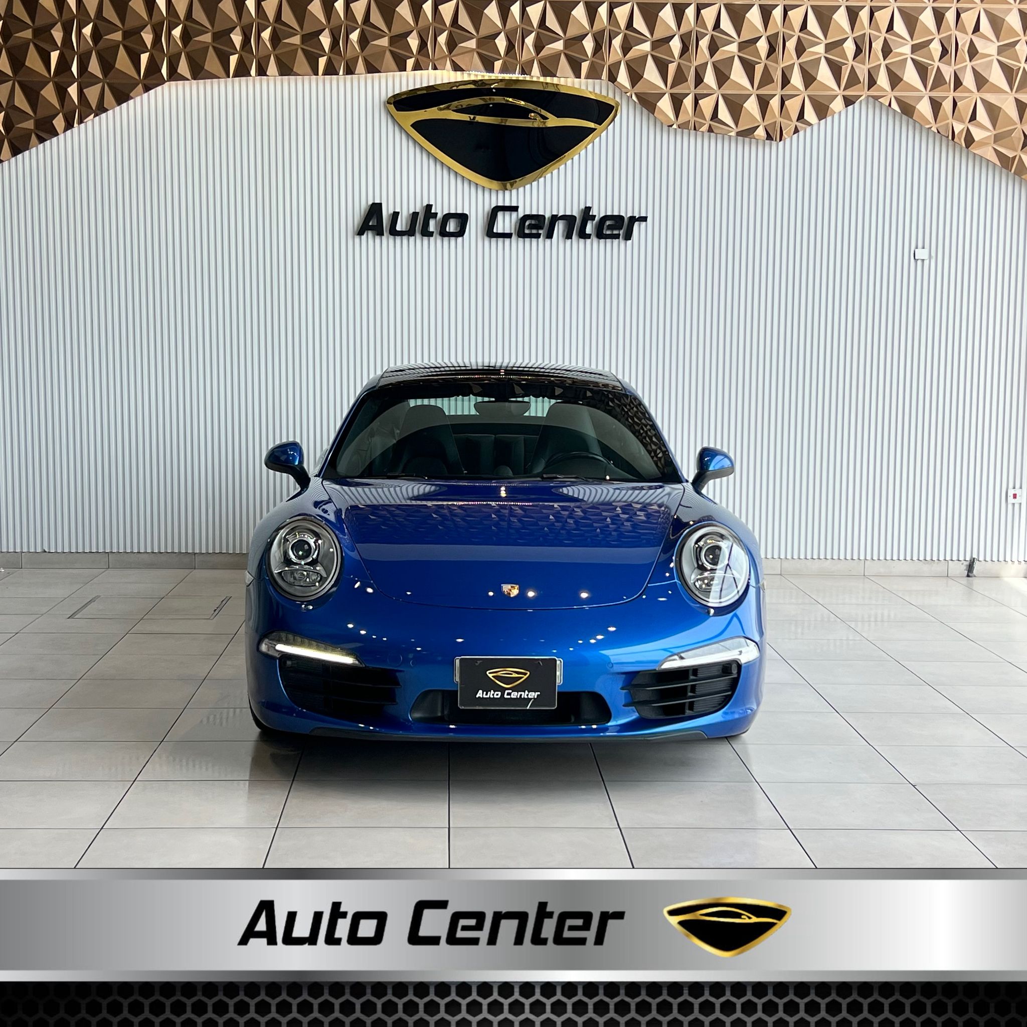 PORSCHE CARERRA 911 2015