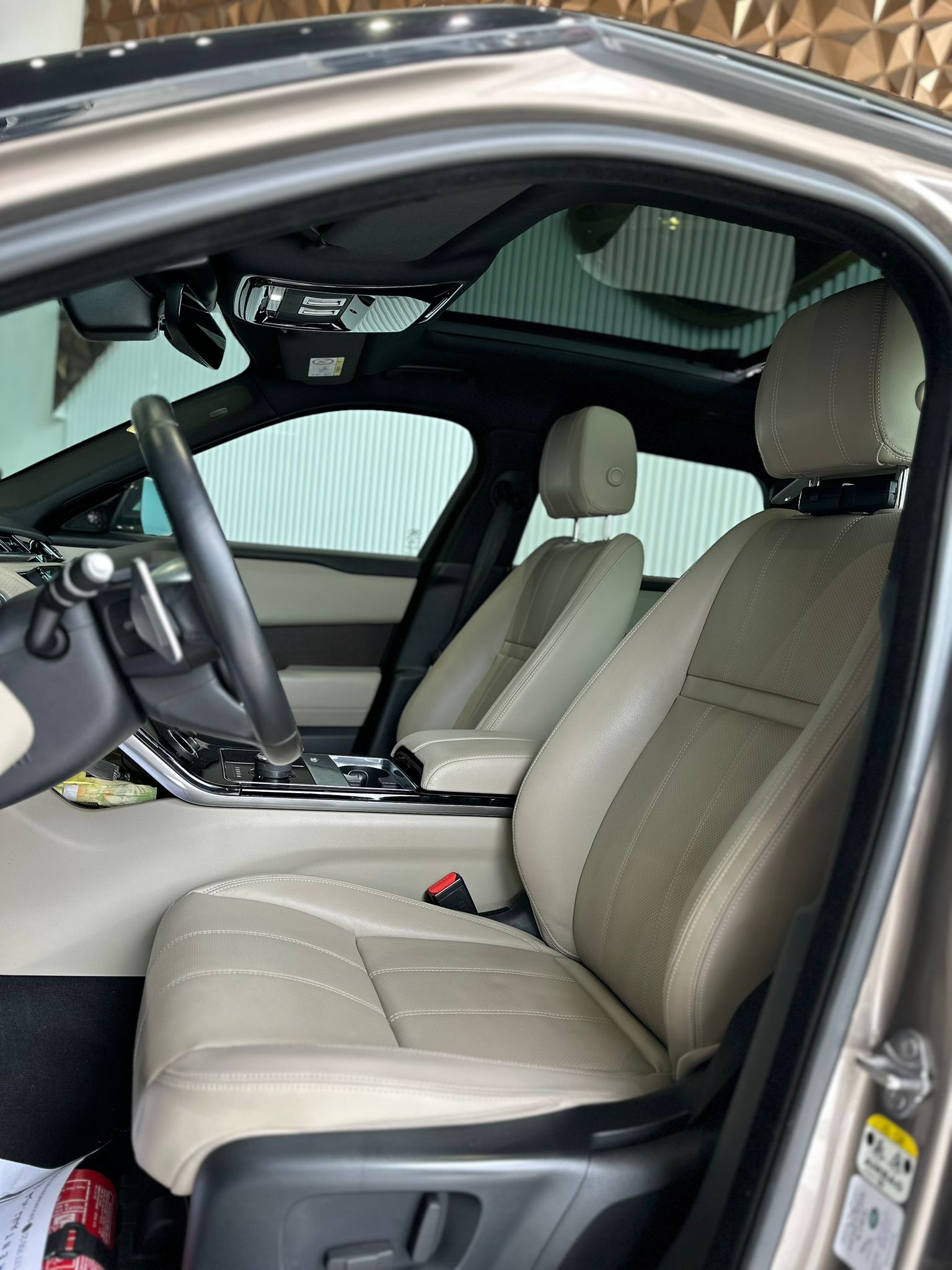 RANGE ROVER VELAR P250 SE X-DYNAMIC 2019 - Image 9