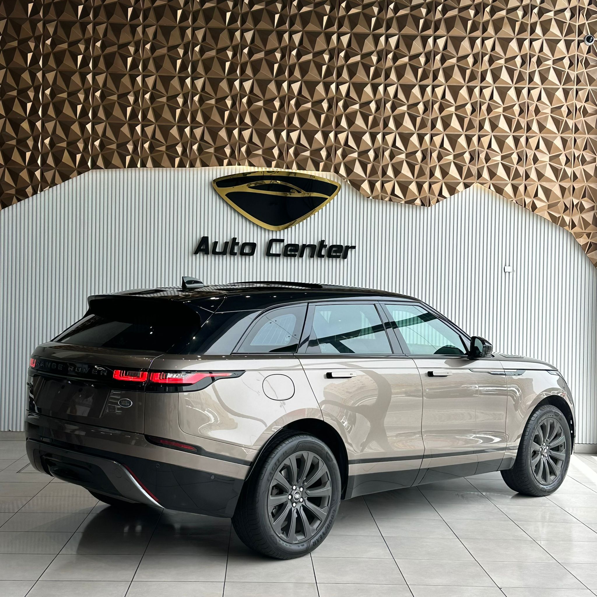 RANGE ROVER VELAR P250 SE X-DYNAMIC 2019 - Image 5