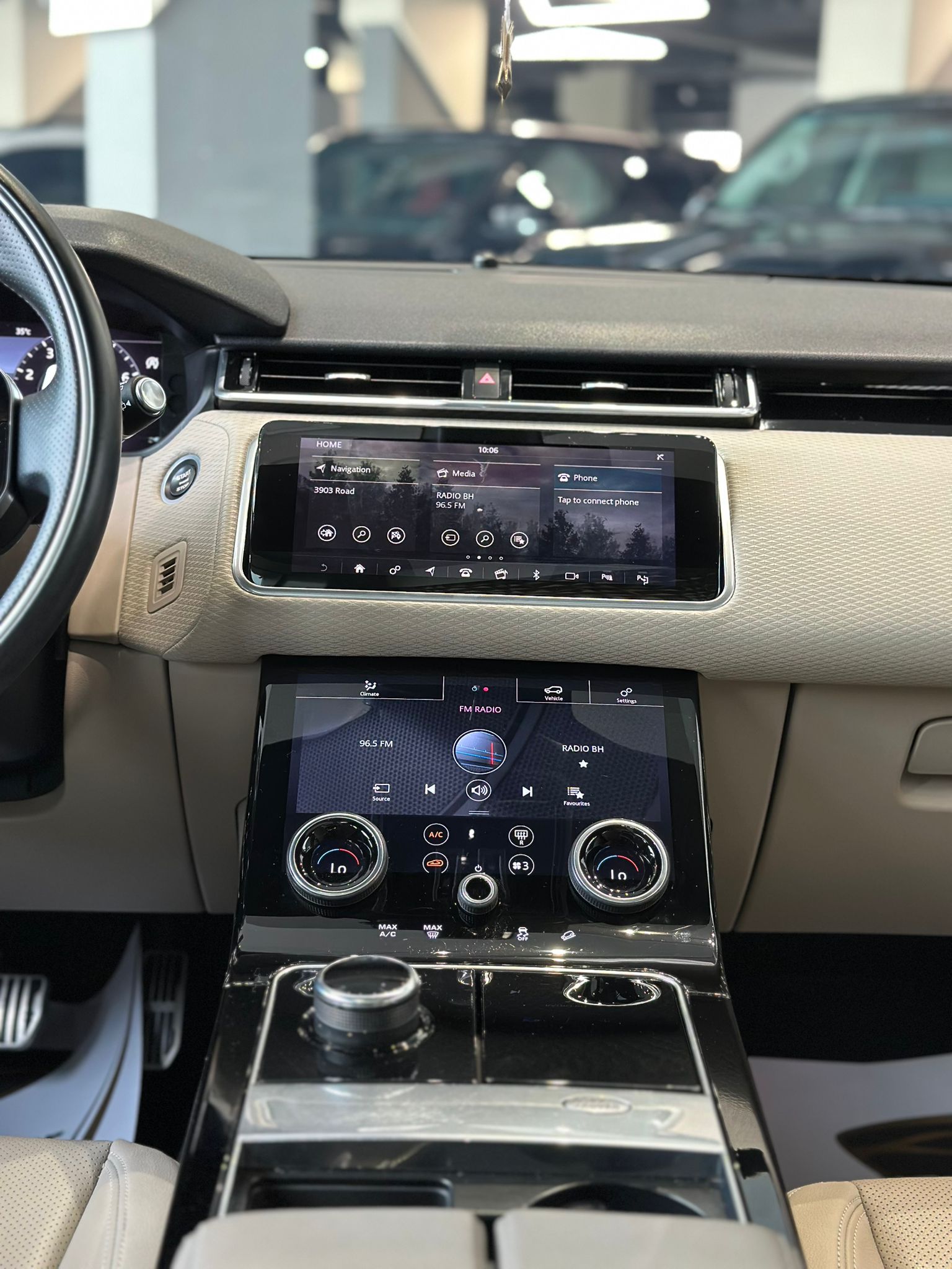 RANGE ROVER VELAR P250 SE X-DYNAMIC 2019 - Image 11