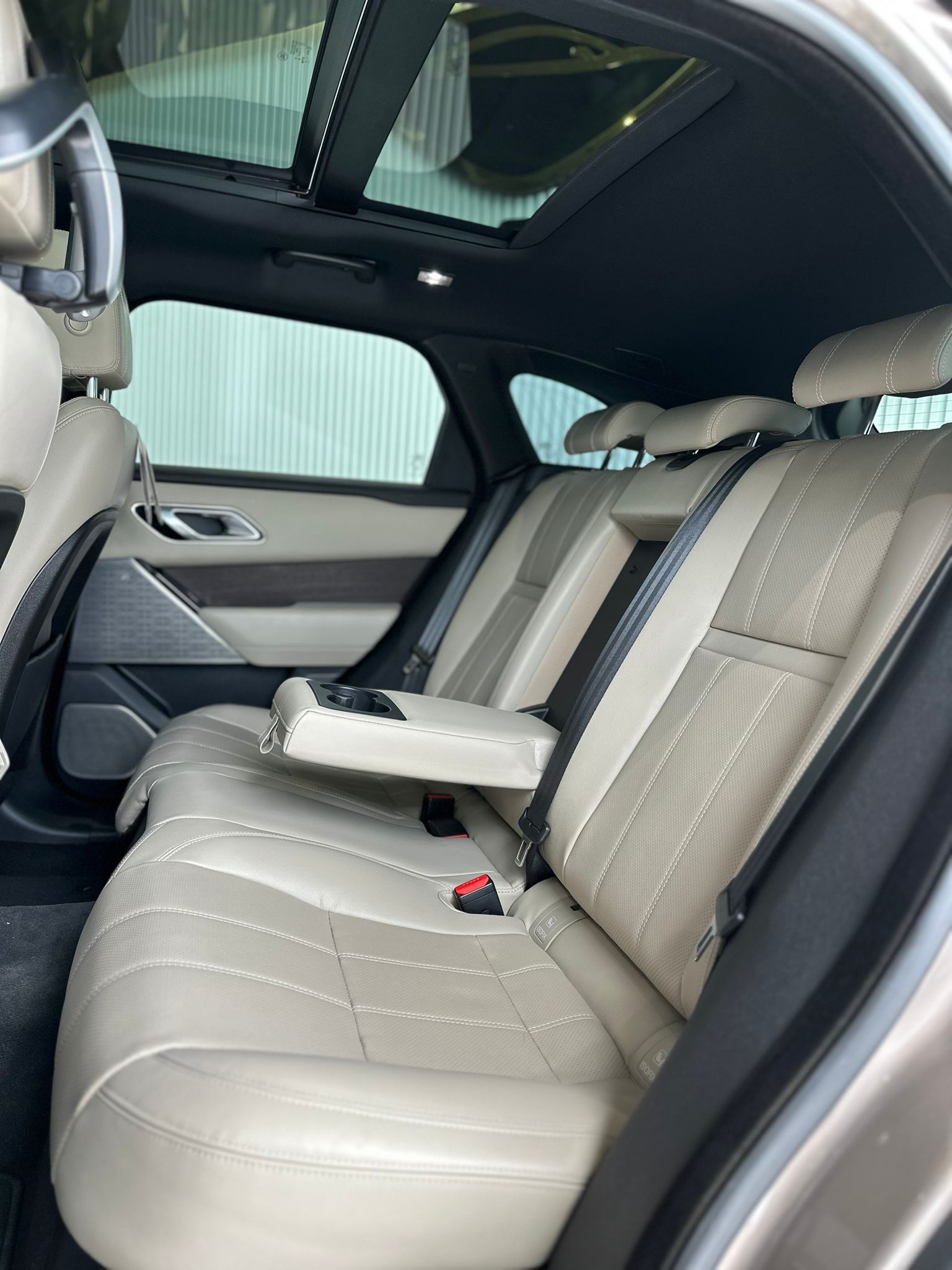 RANGE ROVER VELAR P250 SE X-DYNAMIC 2019 - Image 10