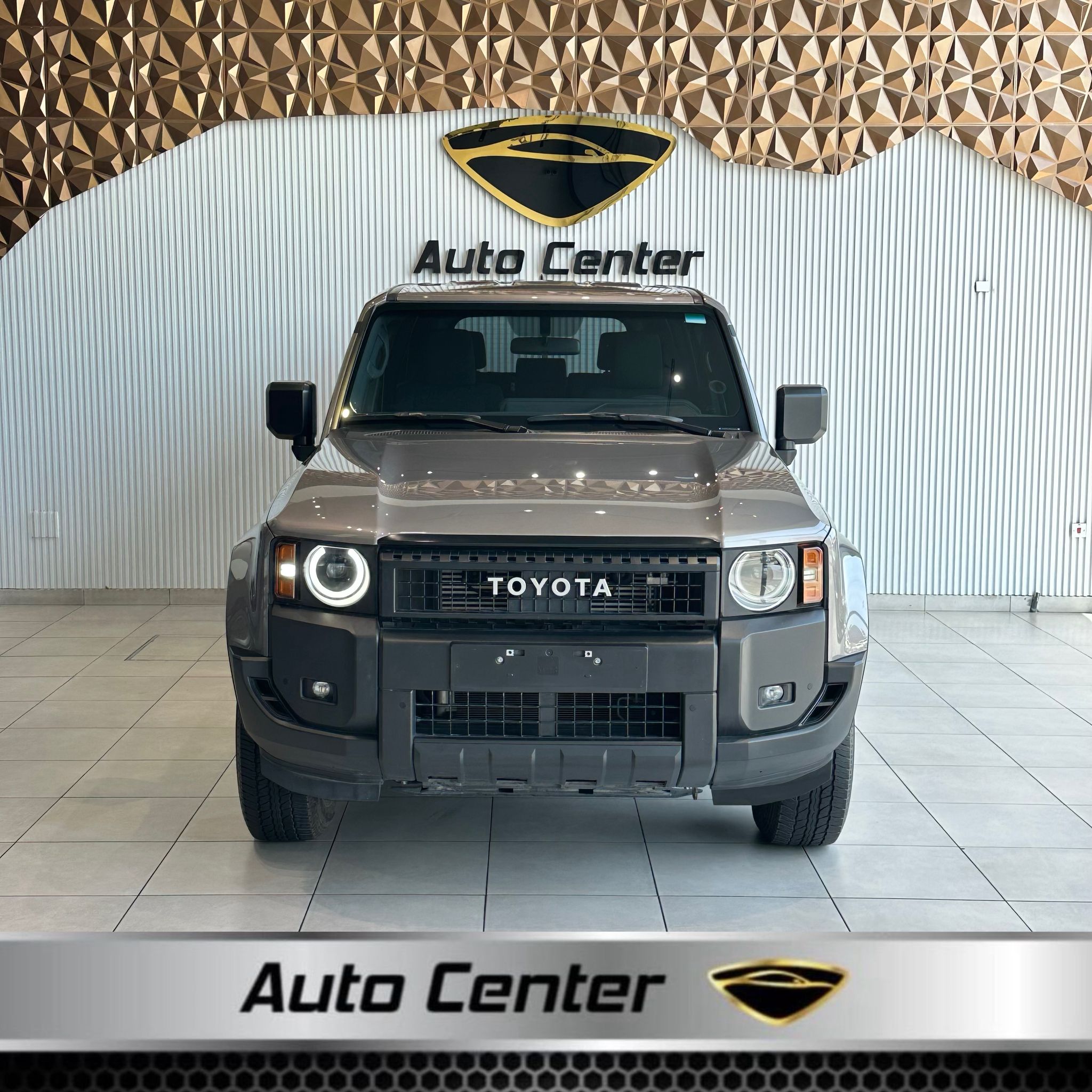 TOYOTA LAND CRUISER PRADO UN 2025