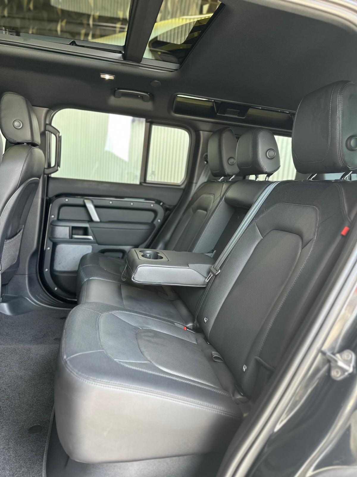 LAND ROVER DEFENDER SE P300 X- DYNAMIC 2024 - Image 10