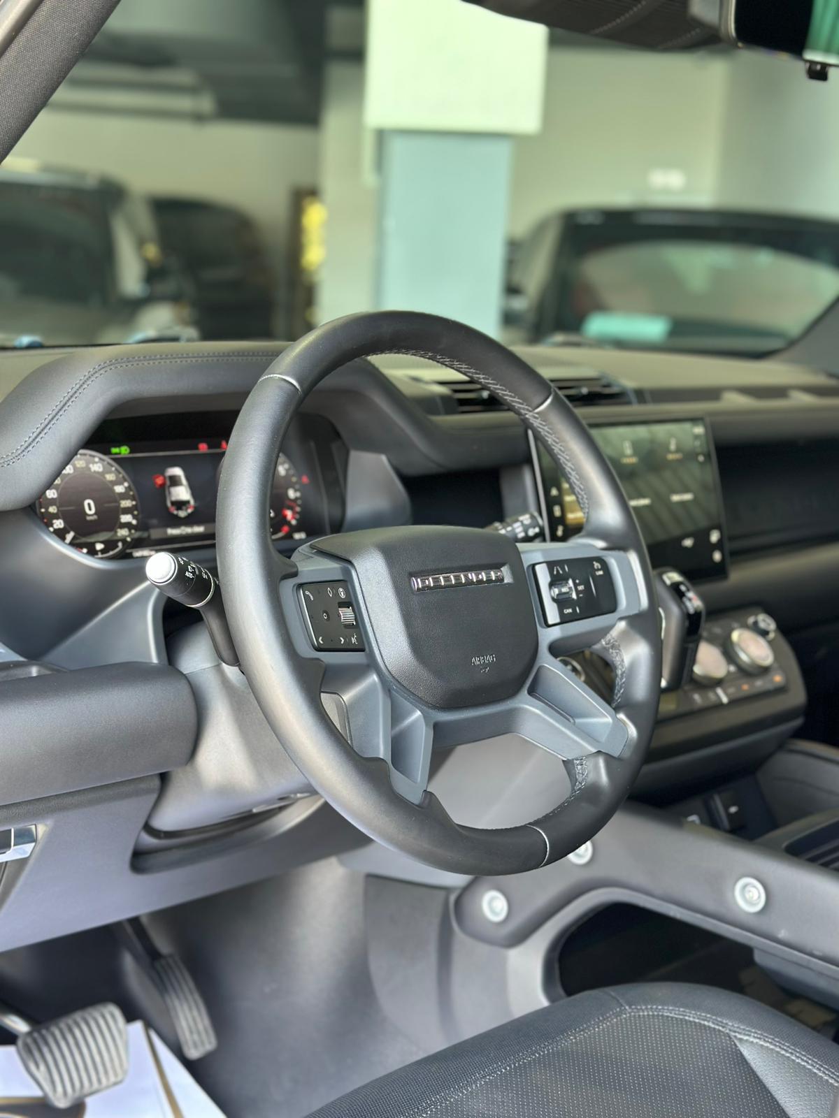 LAND ROVER DEFENDER SE P300 X- DYNAMIC 2024 - Image 8
