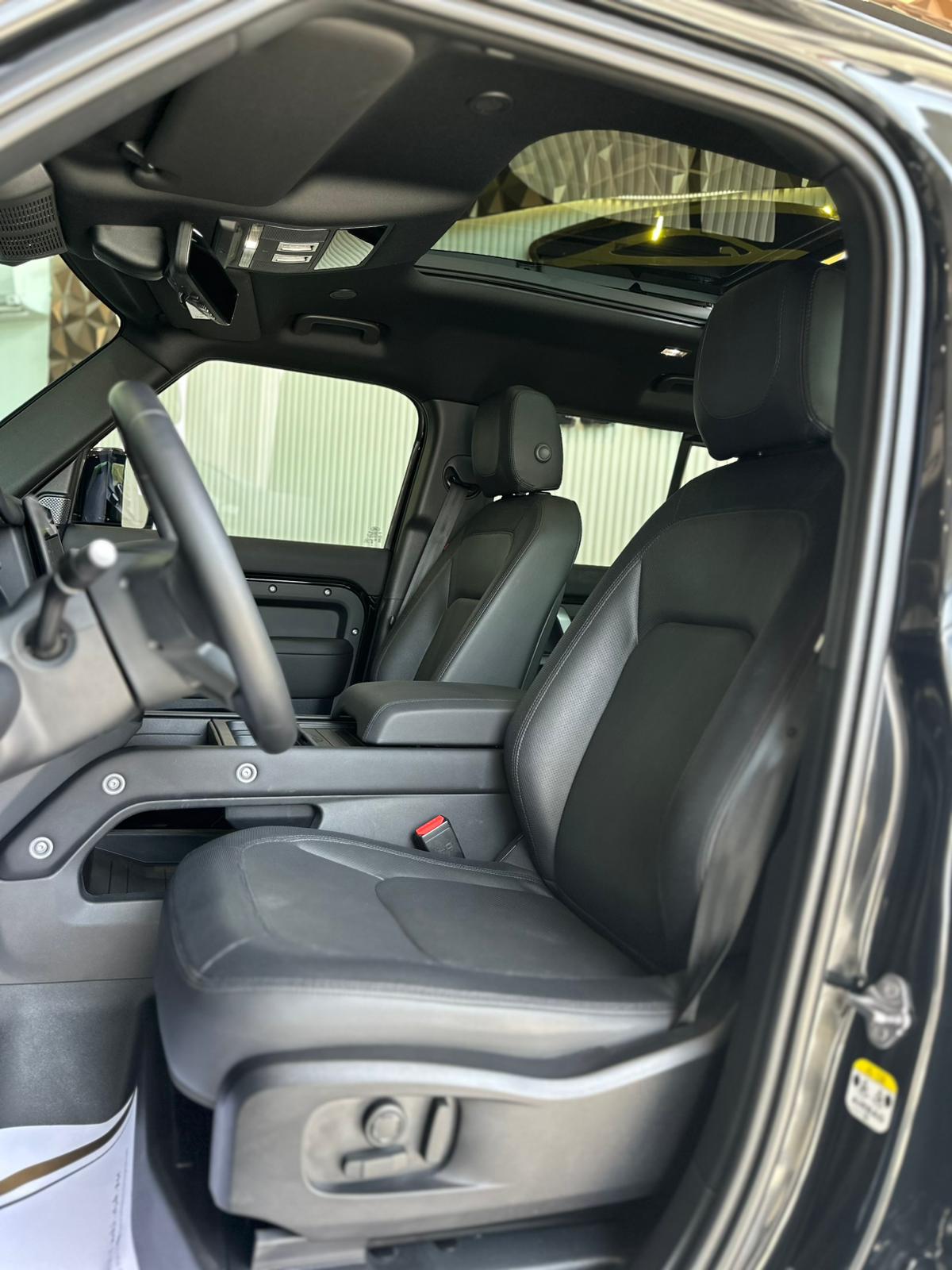 LAND ROVER DEFENDER SE P300 X- DYNAMIC 2024 - Image 9