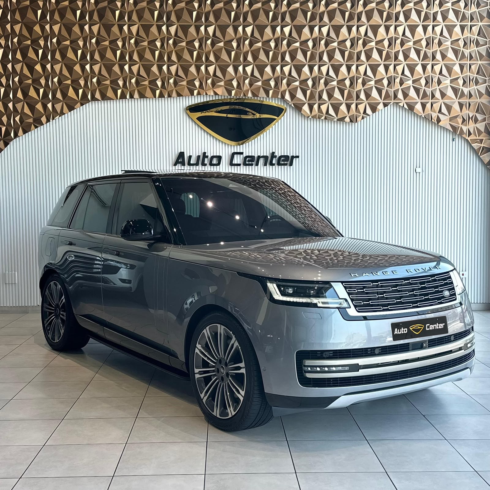 RANGE ROVER VOGUE HSE P530 V8 2023 - Image 2