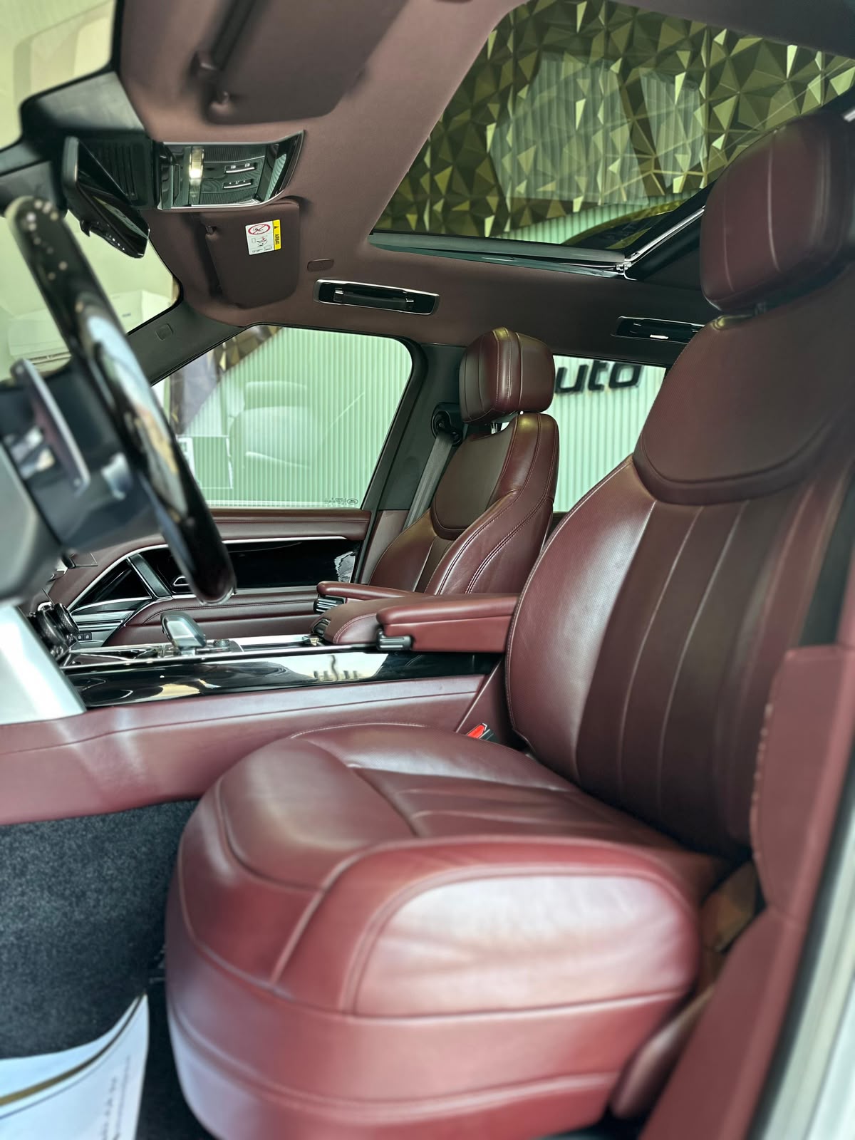 RANGE ROVER VOGUE HSE P530 V8 2023 - Image 9