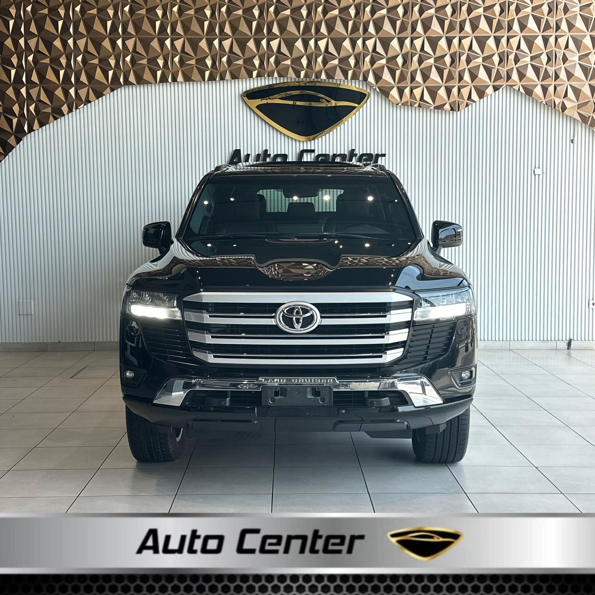 TOYOTA LAND CRUISER GXR V6 4.0 2022 *SOLD*