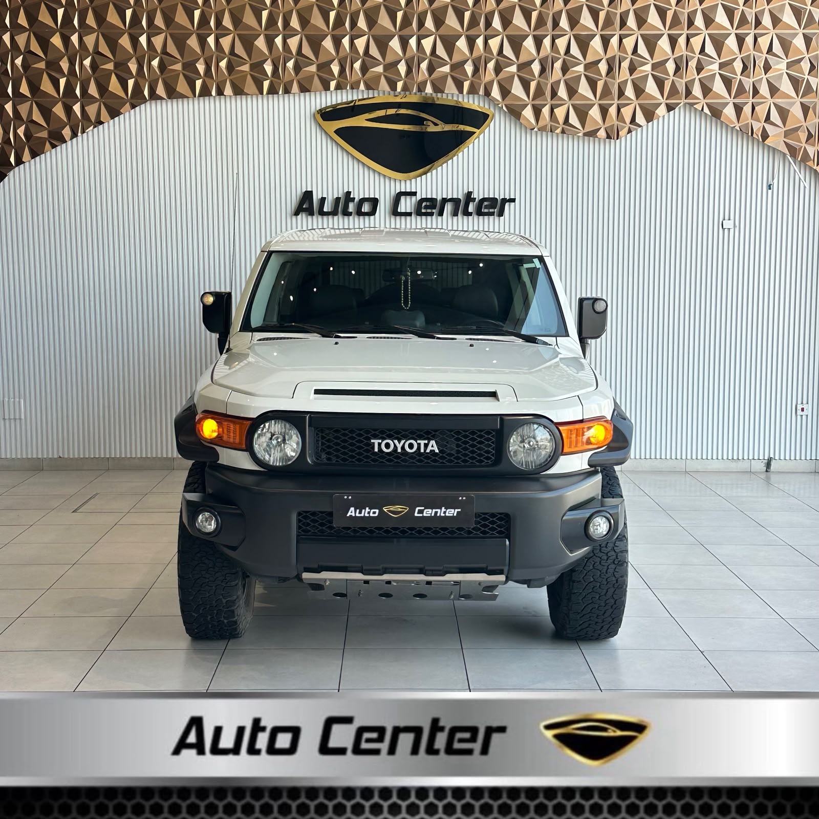 TOYOTA FJ CRUISER TRD 4X4 2015 *SOLD*