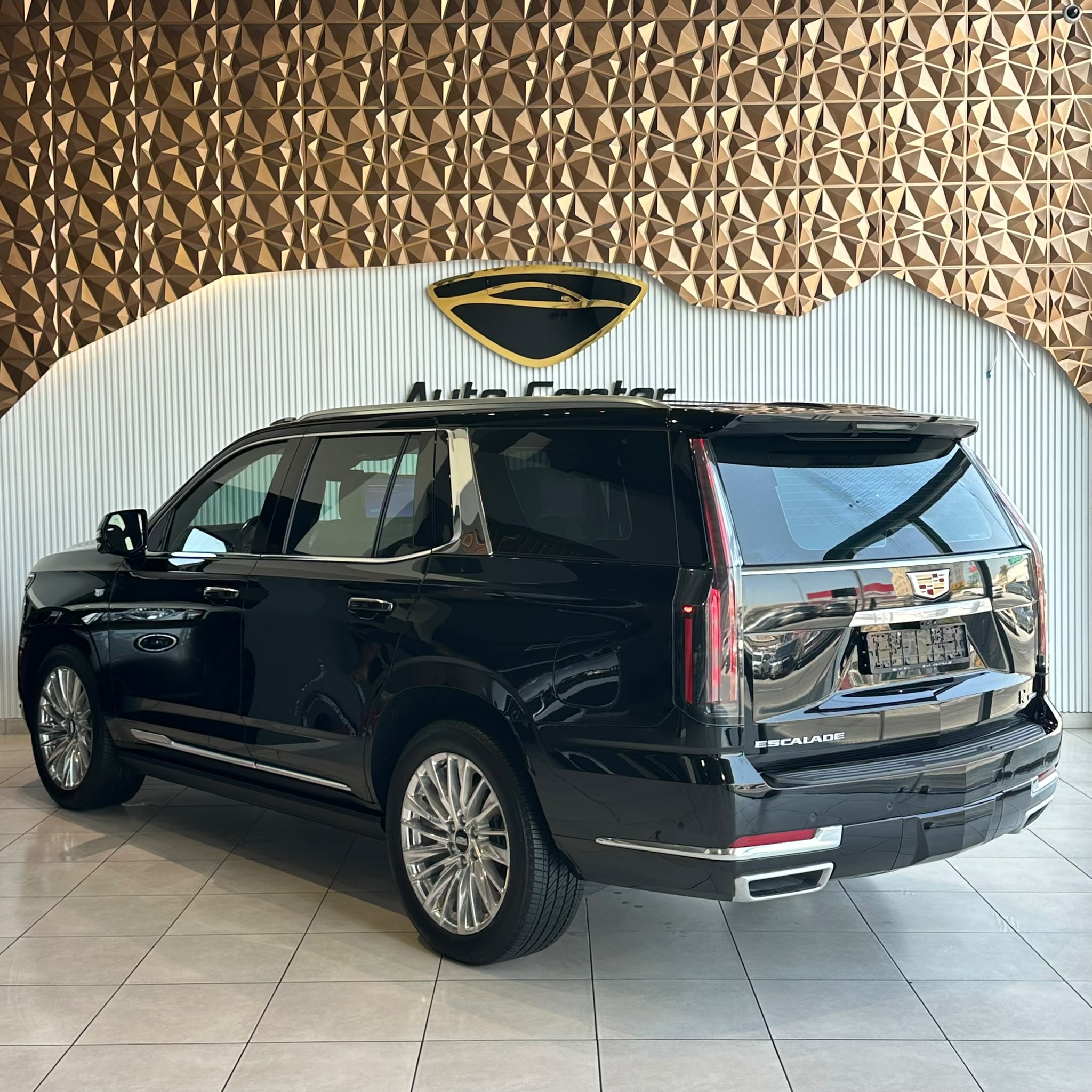 CADILLAC ESCALADE 600 PLATINUM 2025 - Image 6