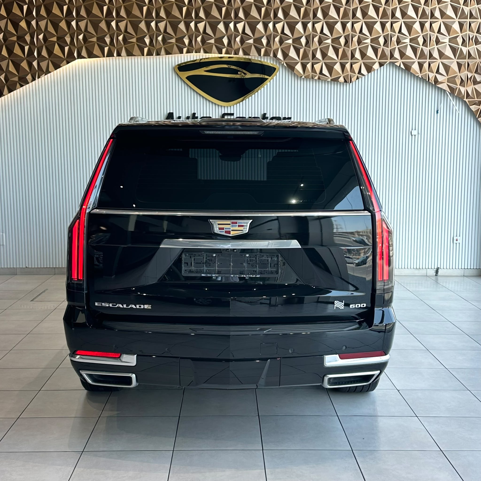 CADILLAC ESCALADE 600 PLATINUM 2025 - Image 4